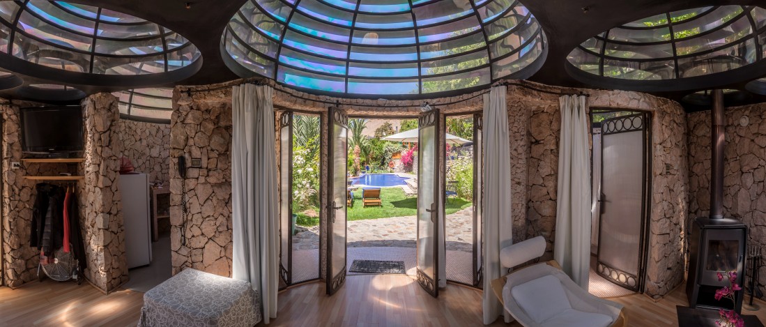 Interior de una cabaña Caballieri